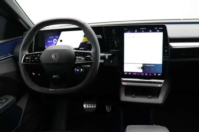 Renault Mégane E-Tech (2025) thumbnail 6