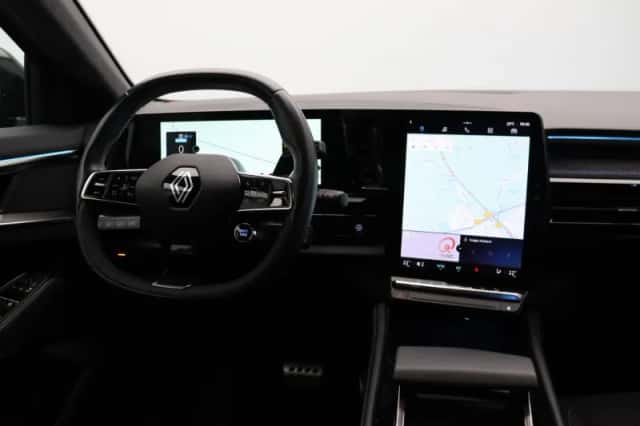 Renault Austral (2023) thumbnail 5