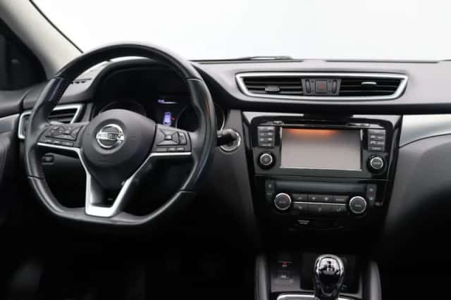 Nissan Qashqai (2018) thumbnail 9