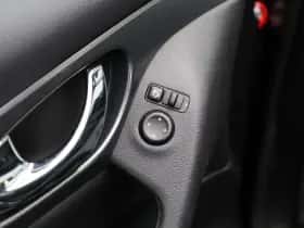 Nissan Qashqai (2019) thumbnail 18