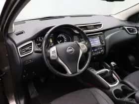 Nissan Qashqai (2015) thumbnail 17