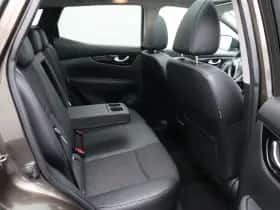 Nissan Qashqai (2015) thumbnail 8