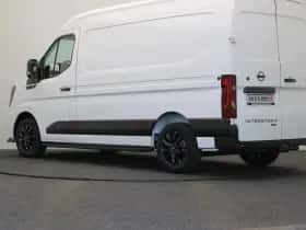 Nissan Interstar (2026) thumbnail 2