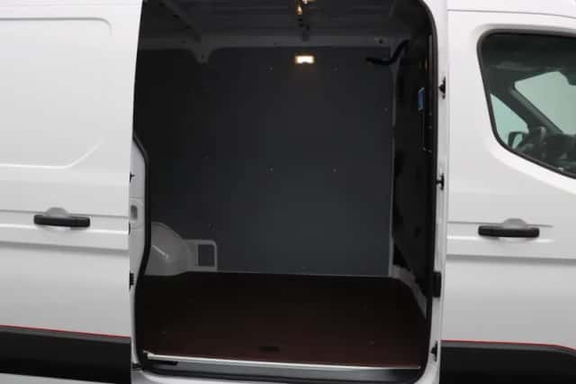 Nissan Interstar (2026) thumbnail 18