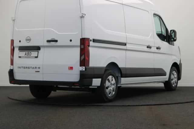 Nissan Interstar (2026) thumbnail 11