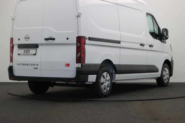 Nissan Interstar (2026) thumbnail 11
