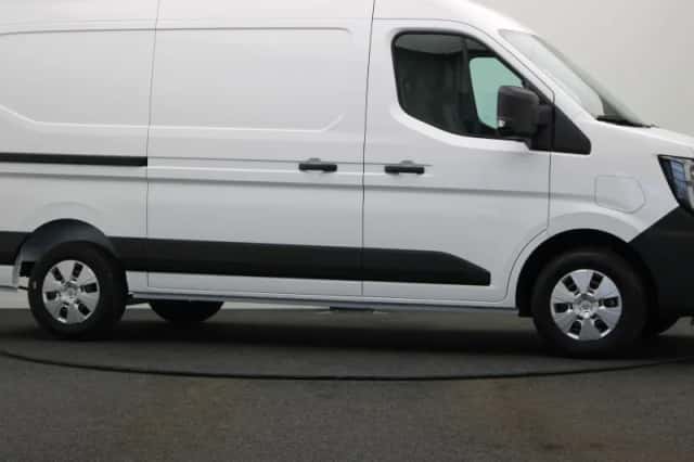 Nissan Interstar (2026) thumbnail 13