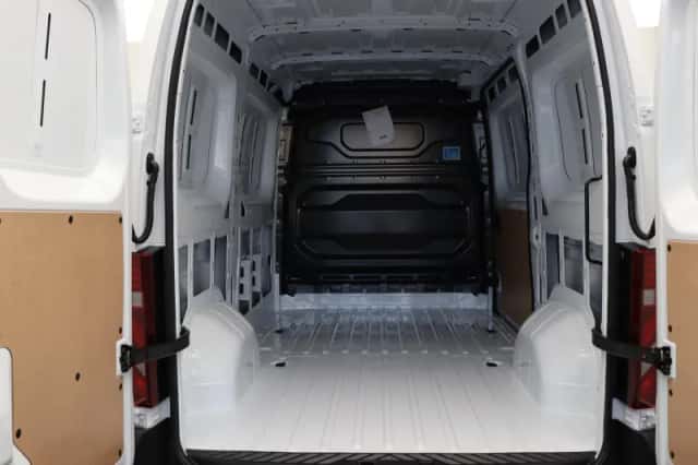 Nissan Interstar (2026) thumbnail 14
