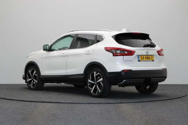 Nissan Qashqai (2018) thumbnail 2
