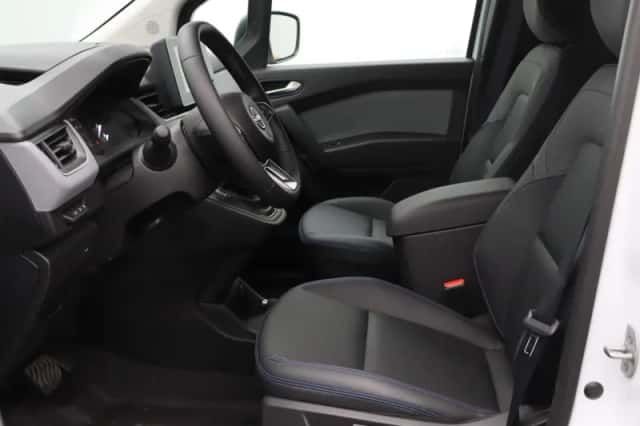 Nissan Townstar (2026) thumbnail 4