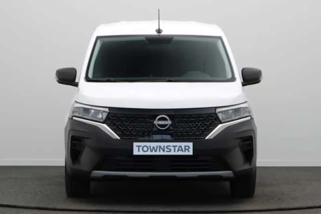 Nissan Townstar (2026) thumbnail 13
