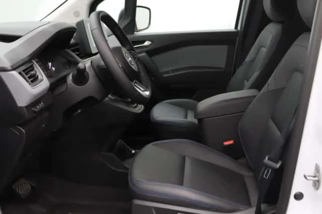 Nissan Townstar (2026) thumbnail 4