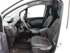 Nissan Townstar (2026) thumbnail 16