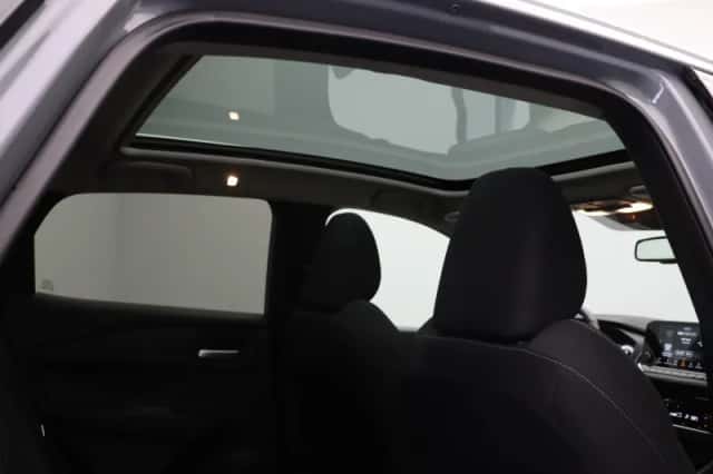 Nissan Qashqai (2021) thumbnail 14