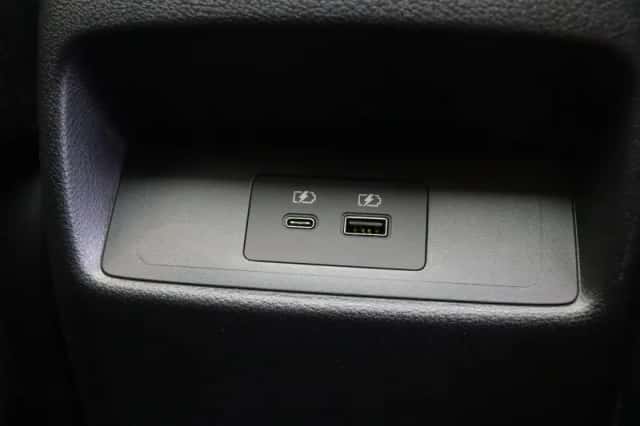 Nissan Qashqai (2021) thumbnail 4