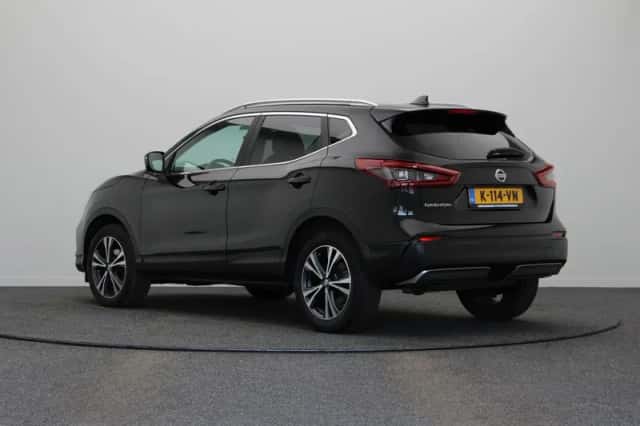 Nissan Qashqai (2021) thumbnail 2