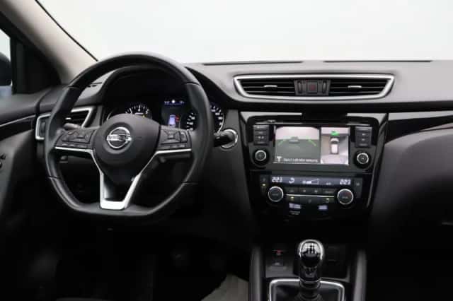 Nissan Qashqai (2021) thumbnail 14