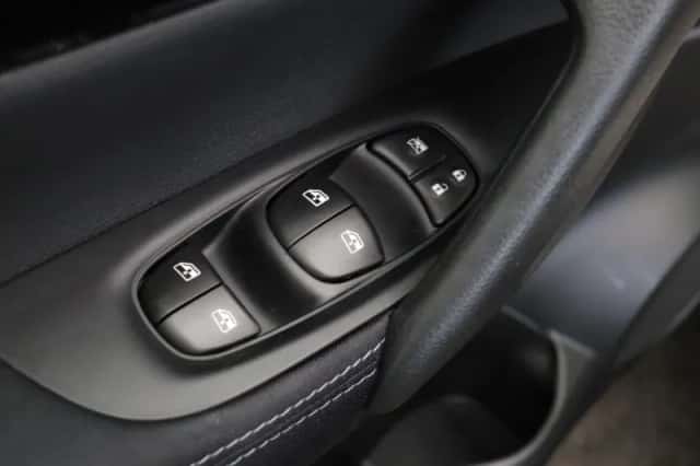 Nissan Qashqai (2021) thumbnail 19