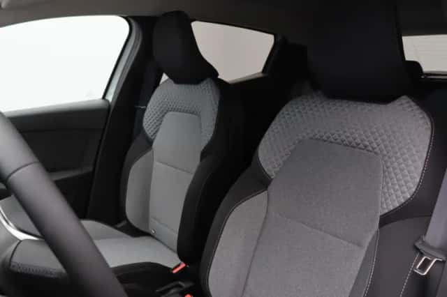 Mitsubishi Colt (2025) thumbnail 32