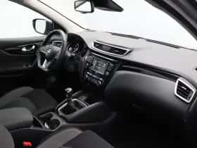 Nissan Qashqai (2021) thumbnail 14