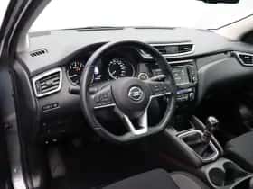 Nissan Qashqai (2021) thumbnail 17