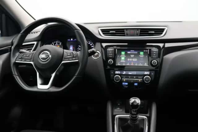 Nissan Qashqai (2021) thumbnail 5