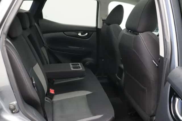 Nissan Qashqai (2021) thumbnail 8