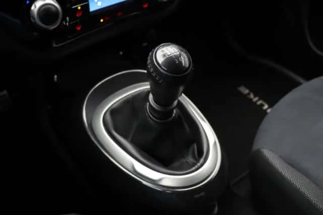 Nissan Juke (2016) thumbnail 25