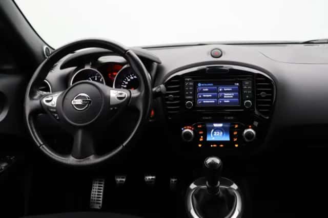 Nissan Juke (2016) thumbnail 4