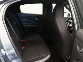 Nissan Juke (2019) thumbnail 8