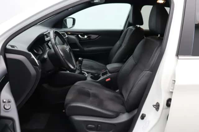 Nissan Qashqai (2017) thumbnail 19