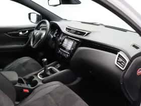 Nissan Qashqai (2017) thumbnail 5