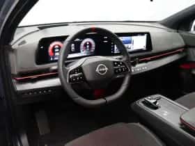 Nissan Ariya (2025) thumbnail 18