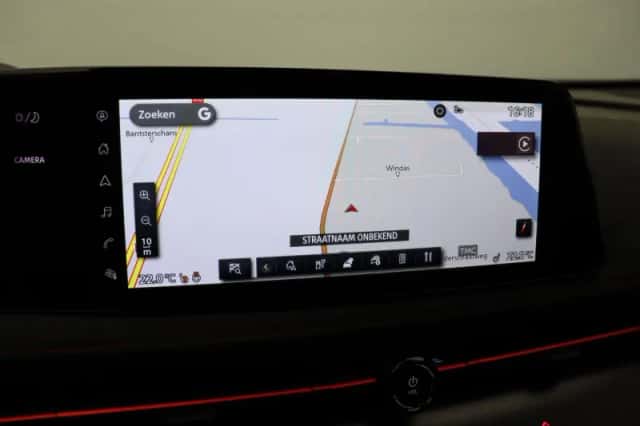 Nissan Ariya (2025) thumbnail 36