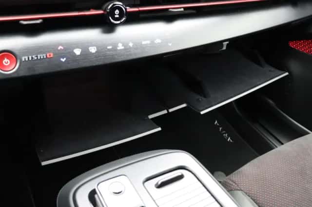 Nissan Ariya (2025) thumbnail 41