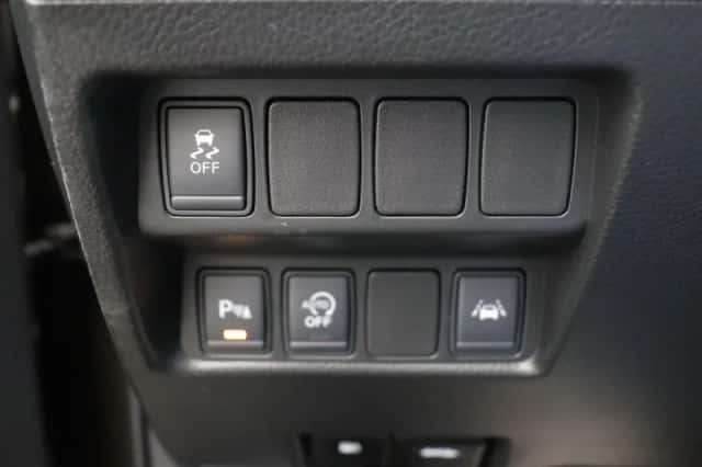 Nissan Qashqai (2015) thumbnail 22
