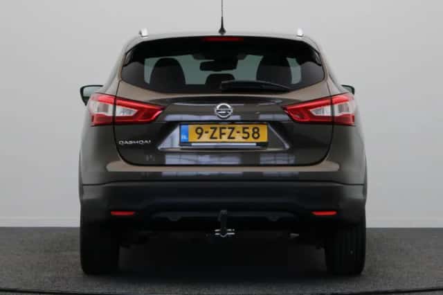Nissan Qashqai (2015) thumbnail 7