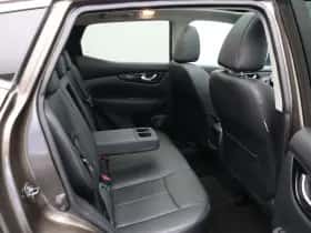 Nissan Qashqai (2015) thumbnail 8