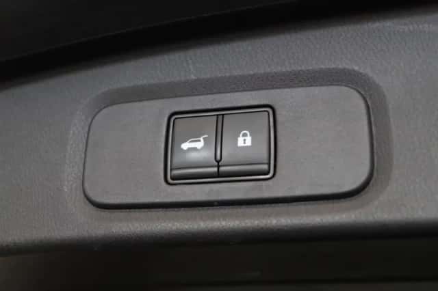 Nissan Qashqai (2023) thumbnail 17