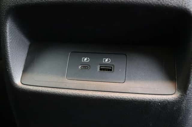 Nissan Qashqai (2023) thumbnail 4