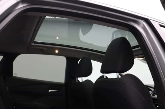 Nissan Qashqai (2023) thumbnail 14