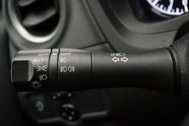 Nissan Note (2017) thumbnail 22