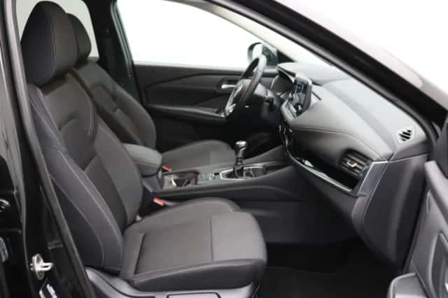 Nissan Qashqai (2022) thumbnail 15