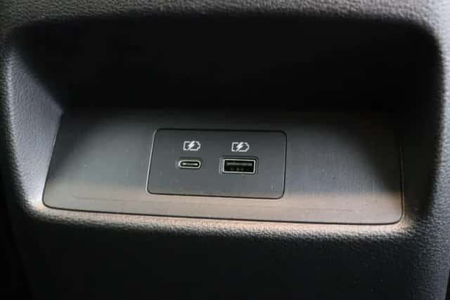 Nissan Qashqai (2022) thumbnail 4