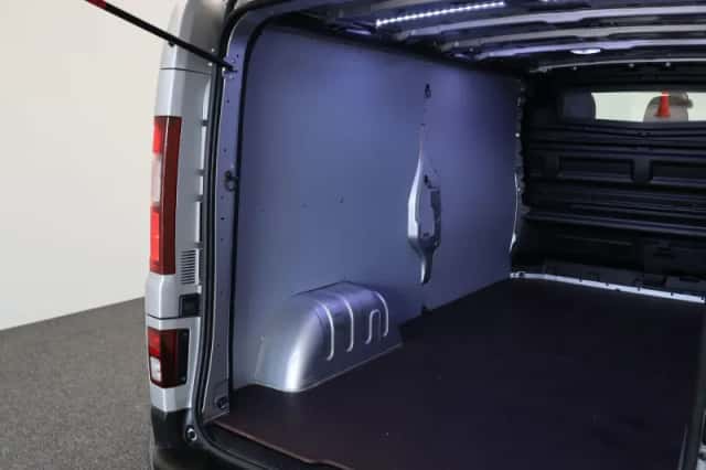 Nissan NV300 (2021) thumbnail 14