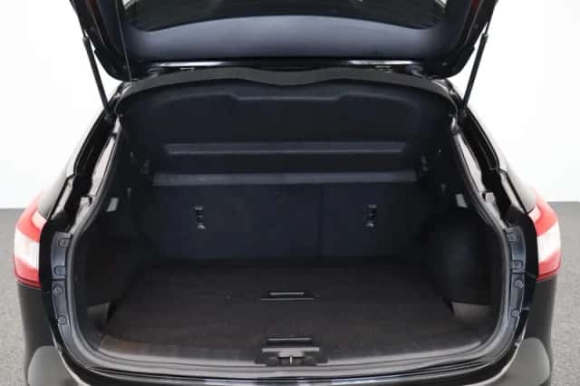 Nissan Qashqai (2015) thumbnail 16