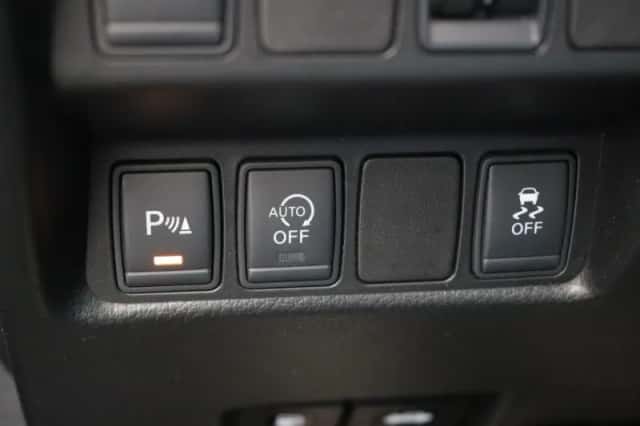 Nissan Qashqai (2015) thumbnail 21