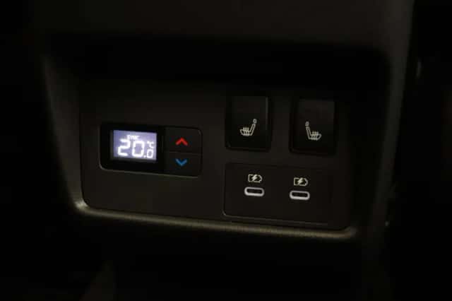 Nissan X-Trail (2024) thumbnail 4