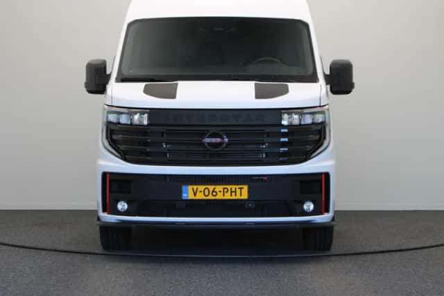 Nissan Interstar (2026) thumbnail 4
