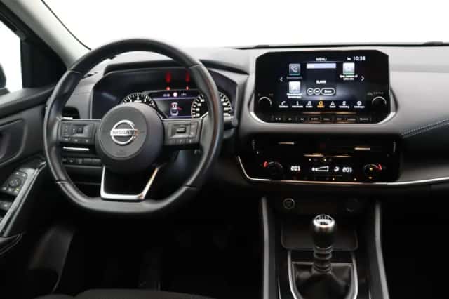 Nissan Qashqai (2021) thumbnail 4